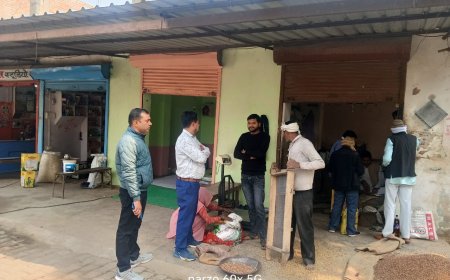 पूर्ति विभाग ने की टीम ने प्राइवेट दुकानों में चलाया चेकिंग अभियान