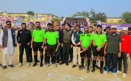 पेनाल्टी स्ट्रोक से कानपुर की टीम ने गोला गोकर्णनाथ की टीम को 4-3 गोल से हराया