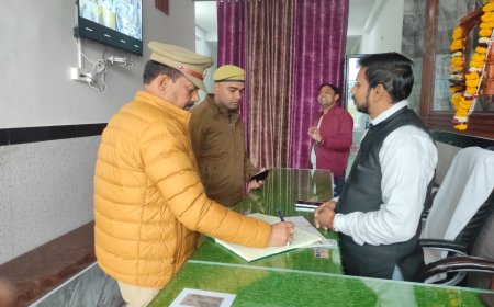 नए वर्ष के स्वागत के लिए तैयार होटलों व ढ़ावों को पुलिस ने किया चैक