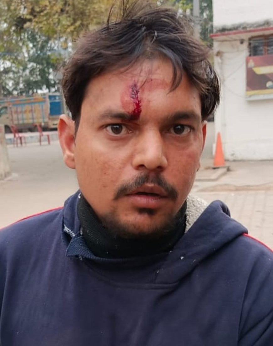 फास्ट फूड का ठेला लगाए दुकानदार को दबंगों ने धुनका