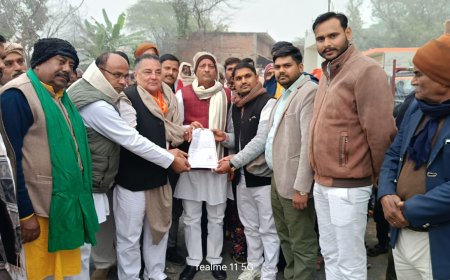 लहर नहीं ललकार है बुंदेलखंड राज्य हमारा अधिकार है  - राजा बुंदेला