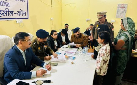 सम्पूर्ण समाधान दिवस में आयीं 50 शिकायतें मौके पर 10 का निस्तारण