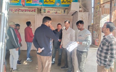 टीम ने 35 कामर्शियल बकायेदारों के बिजली कनेक्शन काट , की ढाई लाख की वसूली