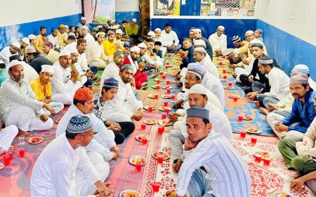 रोजा इफ्तार कर मांगी गई अमन चैन की दुआ