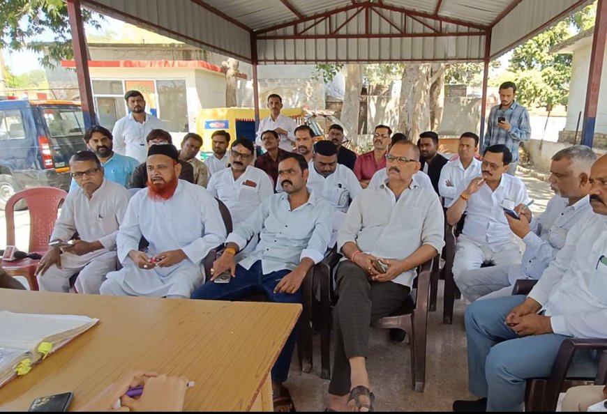 होली और रमजान माह को लेकर कोतवाली में संपन्न हुई पीस कमेटी की बैठक