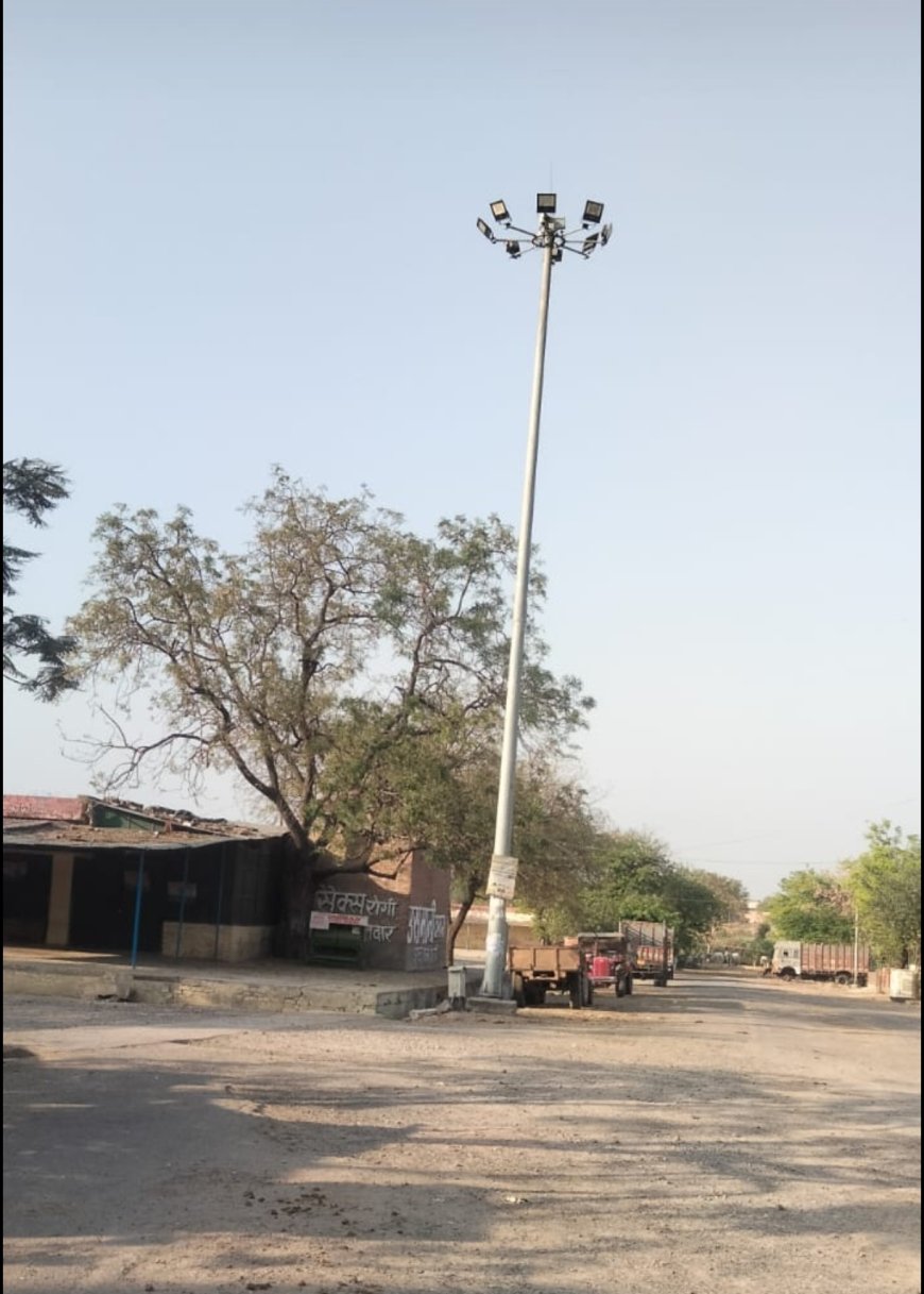 गल्ला मंडी में मरकरी खराब होने से प्रकाश व्यवस्था गड़बड़ाई