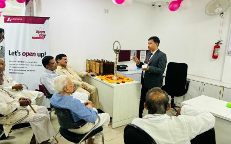 एक्सिस बैंक में हुआ ओपन डे कार्यक्रम का आयोजन