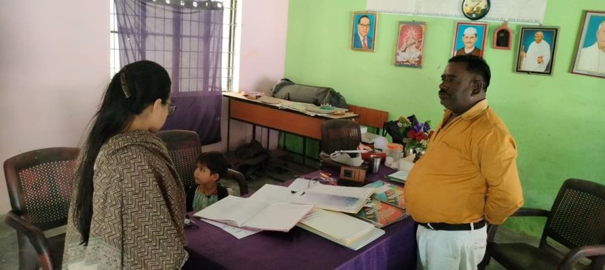 औचक निरीक्षण में शिक्षामित्र मिला अनुपस्थित, उप जिलाधिकारी ने मांगा स्पष्टीकरण