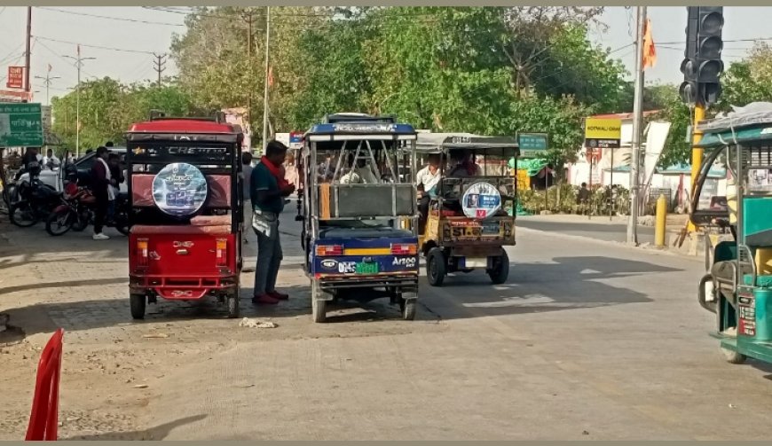 ई-रिक्शा चालकों के खिलाफ शहर में नहीं दिख रहा अभियान का असर