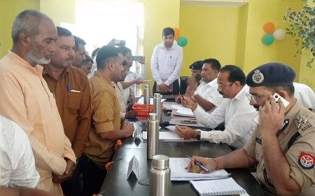 पत्रकार कुलदीप मामले में कलमकारों ने मंडलायुक्त व डीआईजी को सौंपा ज्ञापन