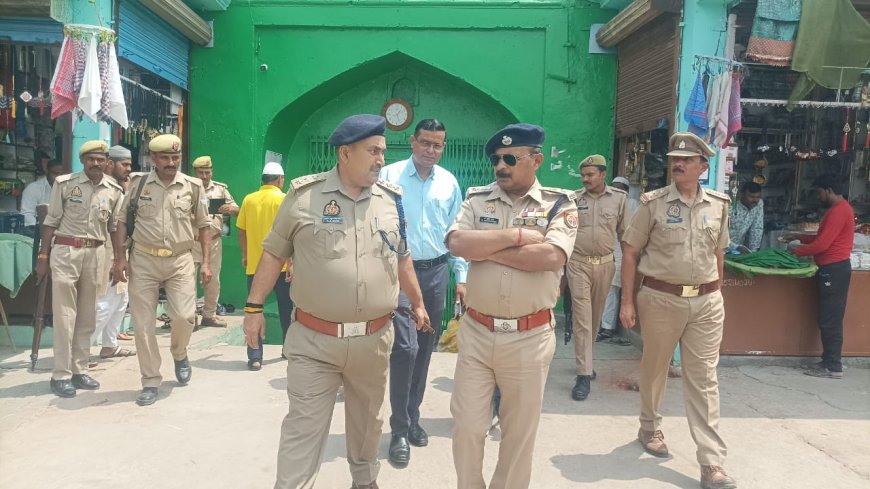 एसपी ने जुमे की नमाज में मस्जिदों में घूम-घूम कर परखी सुरक्षा व्यवस्था