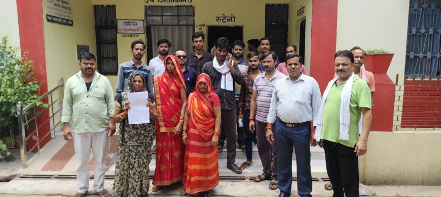 सरकारी चकरोड पर कब्जा करने का लगाया आरोप