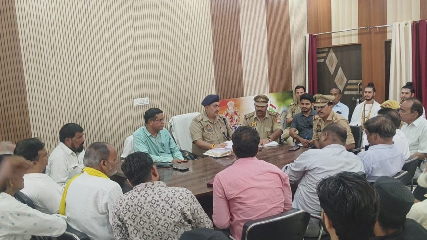 मोहर्रम की मीटिंग में परम्पराओं के तहत जुलूस निकालने की बनी रणनीति