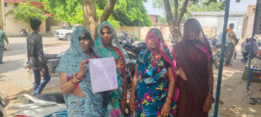 मजदूरी का पैसा मांगने पर मजदूरों को ठेकेदार ने दी धमकी