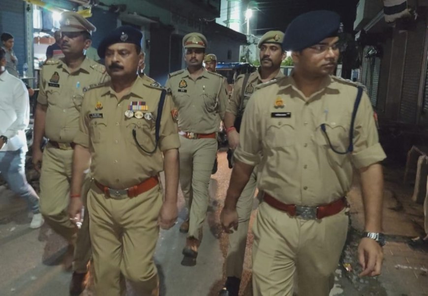 मोहर्रम पर्व को लेकर एसपी ने पुलिस फोर्स के साथ मार्च कर सुरक्षा व्यवस्था का लिया जायजा