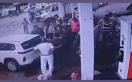 स्कूटी सवार भाई बहन की पिटाई करने वाले इंस्पेक्टर को एसपी ने किया निलंबित