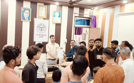 हिंदूवादी संगठनों ने ज्ञापन सौंप कर खुले में मीट की दुकान बंद करने की मांग उठाई