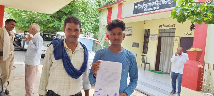 साबुन निरमा चाय न खरीदने पर कोटेदार नहीं दे रहा राशन