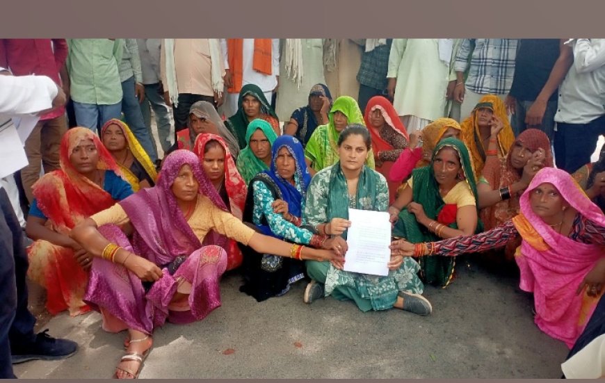 सड़क निर्माण की मांग को लेकर बसानाताल व इमिलिया खुर्द के ग्रामीणों ने सिटी मजिस्ट्रेट को सौपा ज्ञापन