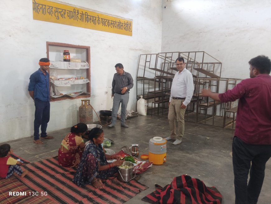 इंटर कालेज में बाढ़ प्रभावितों के लिए कंट्रोल रूम स्थापित, एसडीएम ने व्यवस्था परखी