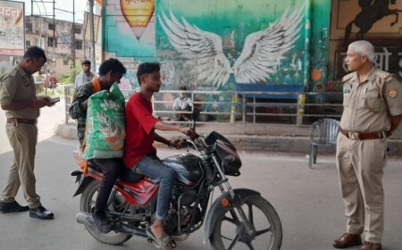 कोतवाल ने सड़को में चैंकिंग कर वाहनो के चालान काटने की कार्यवाही