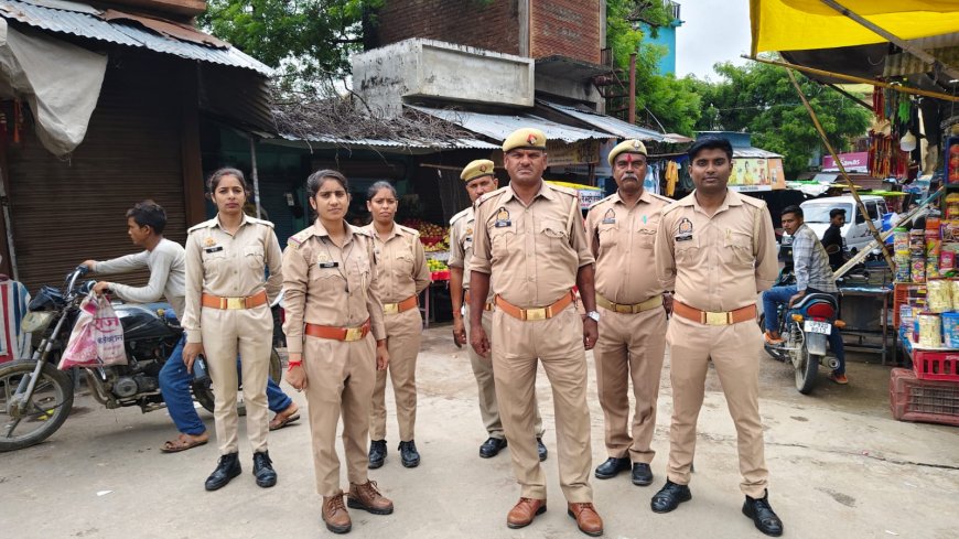 कोतवाल के नेतृत्व में पुलिस जवानों ने फुट मार्च कर जनता को सुरक्षा का कराया अहसास
