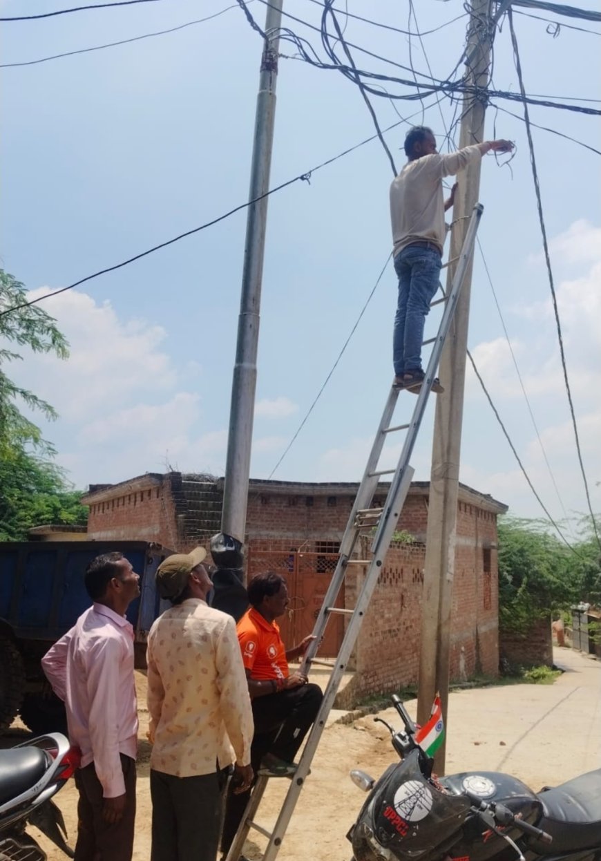 अभियान में 60 बकायेदारों की बिजली हुई गुल, ढाई लाख का बसूला राजस्व
