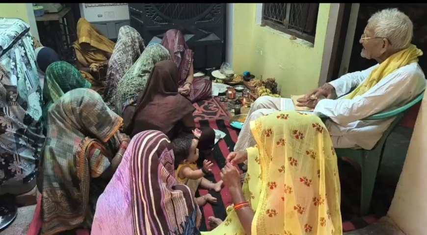 हाथी पर सवार मां गजलक्ष्मी की महिलाओं ने की पूजा