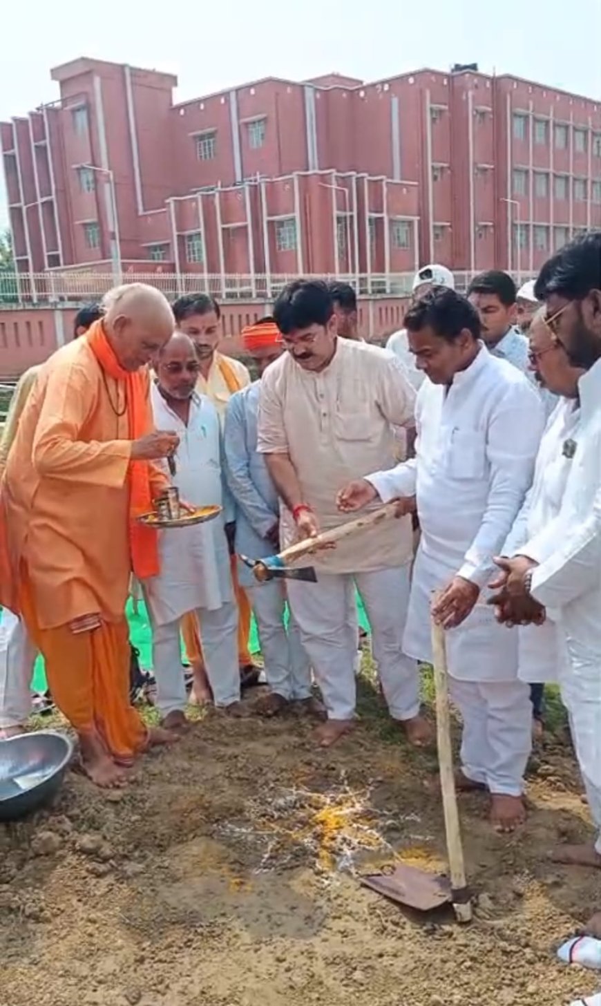 अमृत 2.0 पेयजल योजना का क्षेत्रीय विधायक व पालिकाध्यक्ष ने किया भूमिपूजन