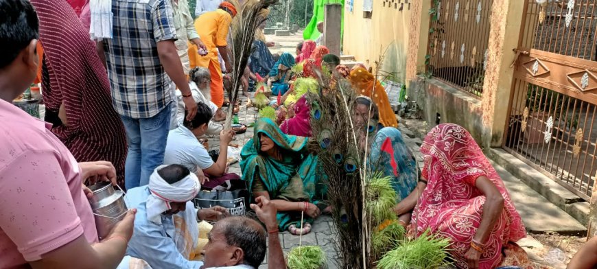 ढोल-मंजीरे की थाप पर भक्त झूमे, नवमी पर जवारा विसर्जन