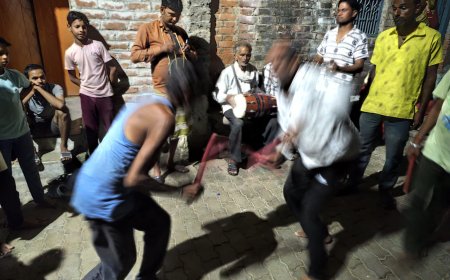 दिवारी नृत्य: बच्चों और बुजुर्गों का अनोखा संगम