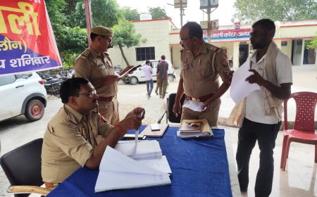 थाना समाधान दिवस में आयी 05 शिकायतें, मौके पर 2 का निस्तारण