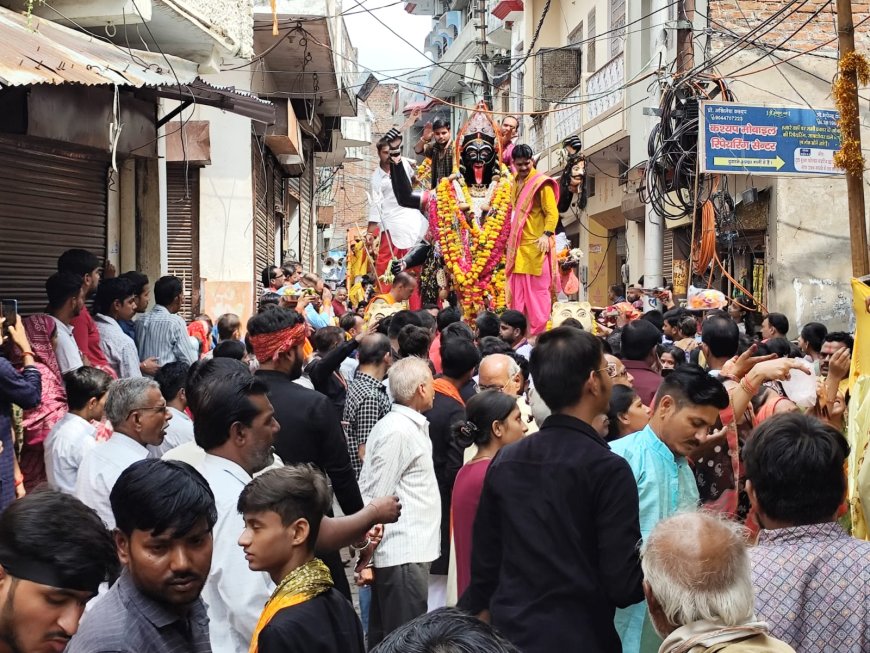 जयकारों के बीच नम आंखों ने मैया को दी बिदाई