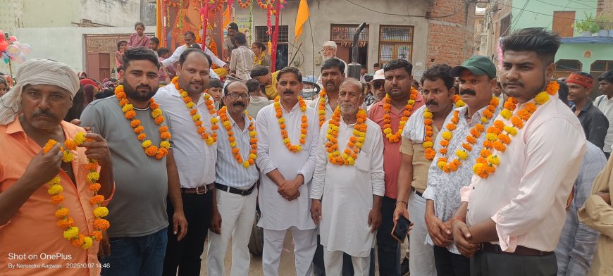 बड़े ही धूमधाम से निकाली गयी बाल्मीकि जयंती पर शोभायात्रा