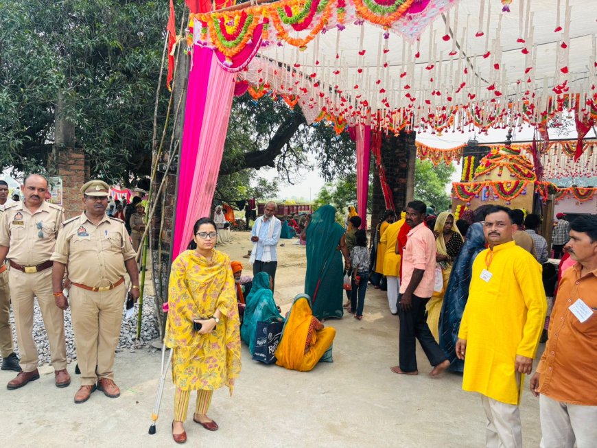 ग्राम सलैया में आयोजित छोटी रतनगढ़ वाली मैया के मेले का एस डी एम ने लिया जायजा