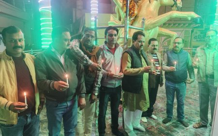 भारत विकास परिषद ने कैंडिल जलाकर रानी लक्ष्मीबाई जयंती पर दी श्रद्धांजलि