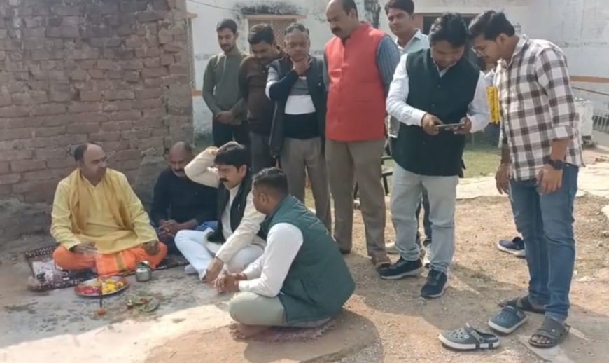 कंपोजिट विद्यालय बालक मालवीय नगर में पालिकाध्यक्ष ने बिकास कार्यों का किया भूमि पूजन