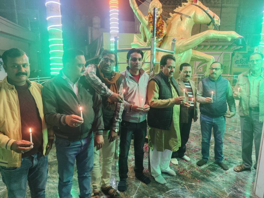 भारत विकास परिषद ने कैंडिल जलाकर रानी लक्ष्मीबाई जयंती पर दी श्रद्धांजलि