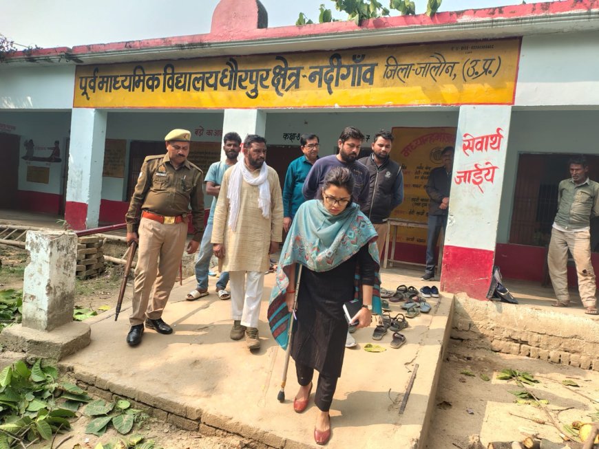 निरीक्षण के दौरान रोजगार सेवक मिला गायब एस डी एम ने की निलंबन की कार्यवाही