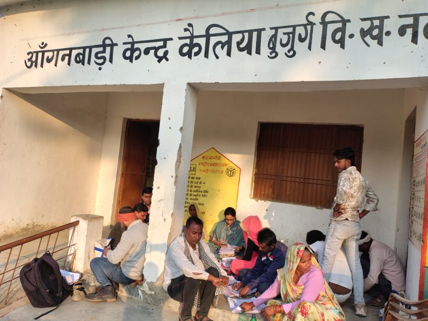 एस आई आर प्रक्रिया में शिथिलता बरतने बाले बी एल ओ कर्मियों को एस डी एम ने थमाया नोटिस