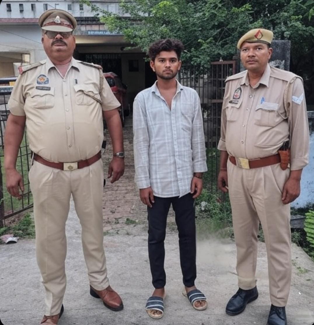 कालपी पुलिस की बड़ी सफलता, 25 हजार रुपये का इनामिया अभियुक्त गिरफ्तार