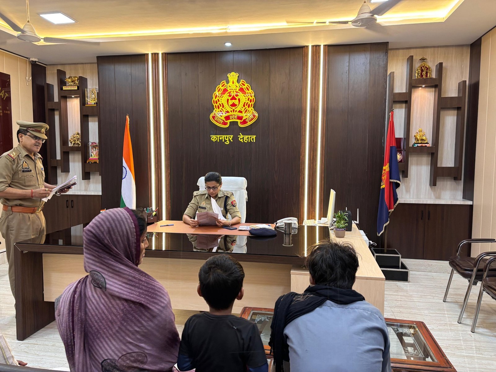 एसपी श्रद्धा नरेन्द्र पाण्डेय ने जनसुनवाई में सुनीं फरियादें, पीड़ितों को न्याय का दिलाया भरोसा 🗣️