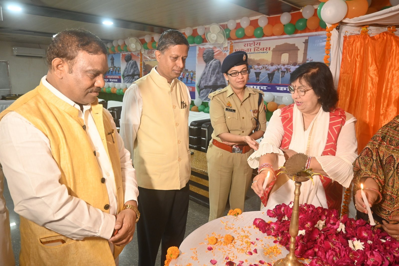 “रन फॉर यूनिटी” के माध्यम से जनपद कानपुर देहात में राष्ट्रीय एकता दिवस का भव्य आयोजन, 1000 से अधिक प्रतिभागियों ने लिया उत्साहपूर्वक भाग 🇮🇳