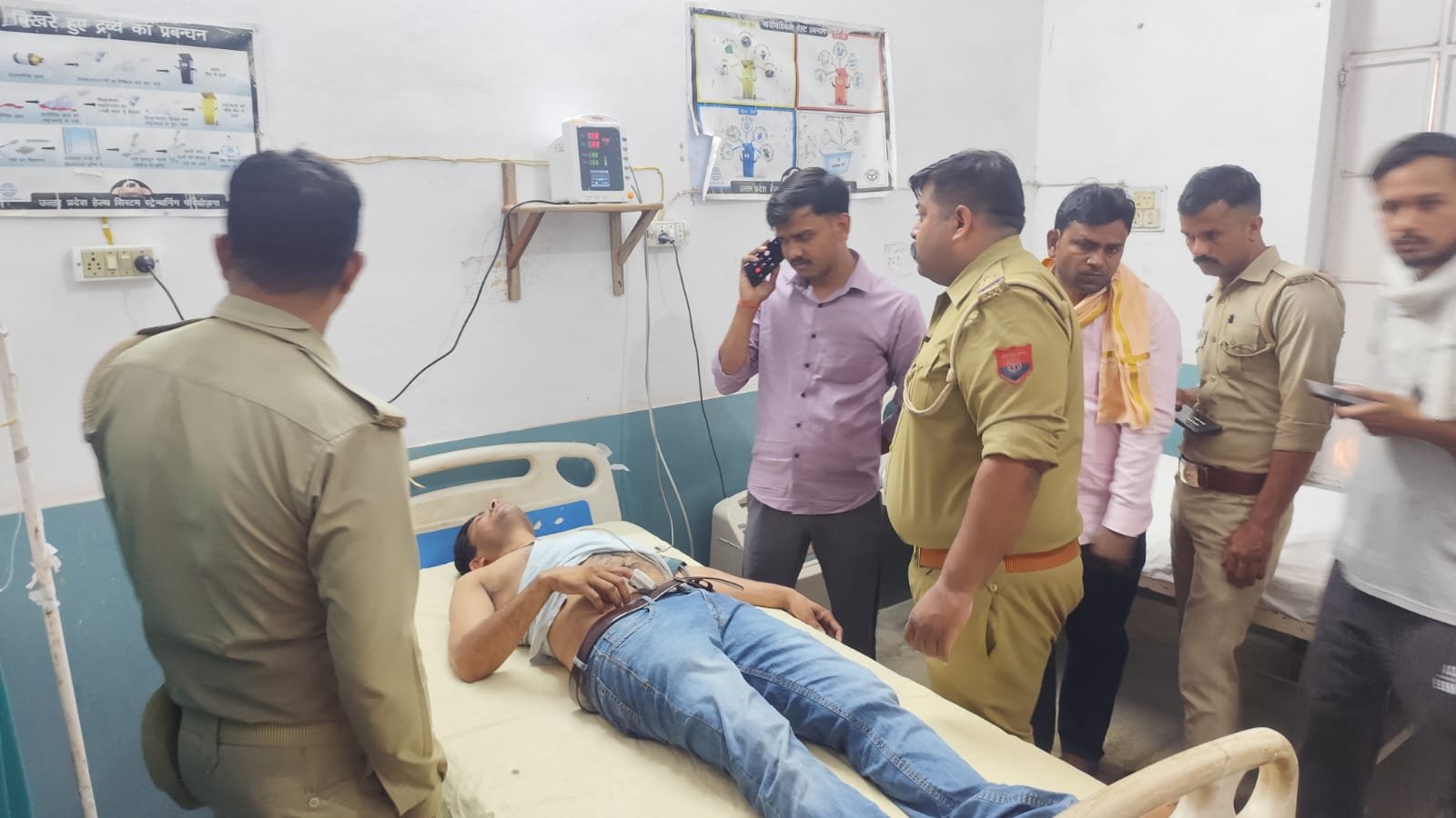 मोटर साइकिल से जा रहा कांस्टेविल सुअर से टकराकर हुआ घायल