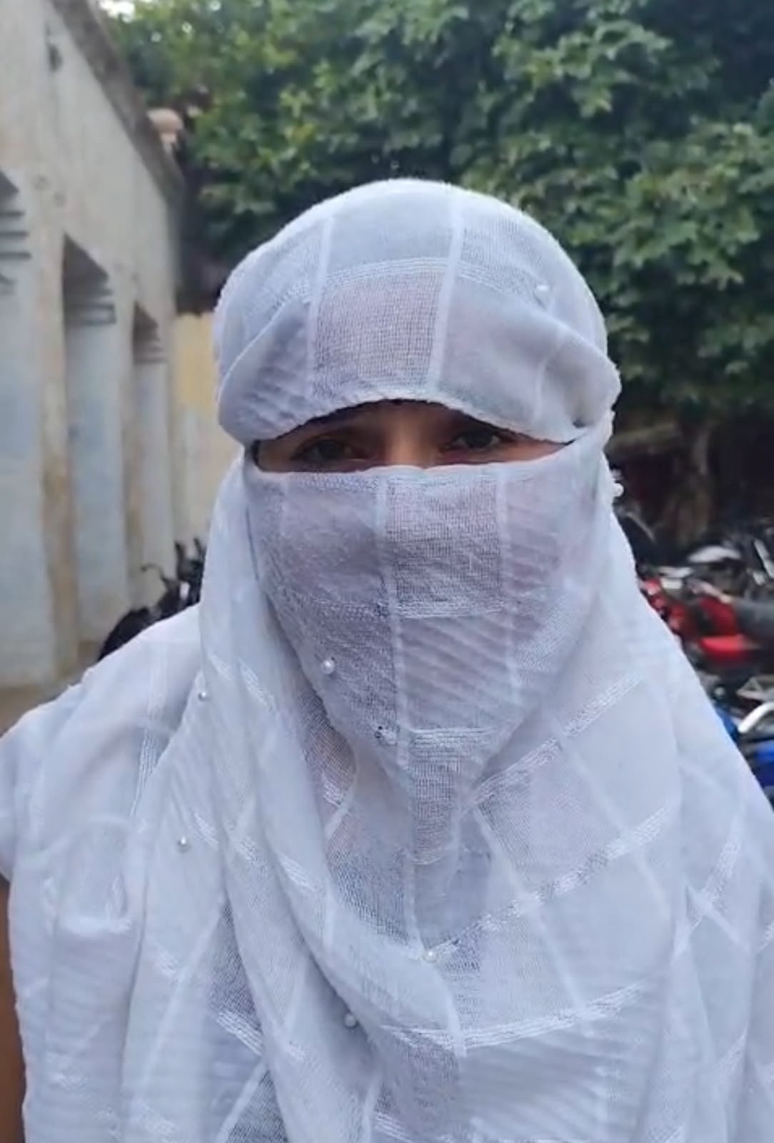 महिला ने युवक पर लगाया फोन पर गाली गलौज करने का आरोप